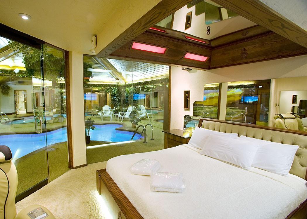 Sybaris Pool Suites Northbrook - Adults Only Glenview Esterno foto