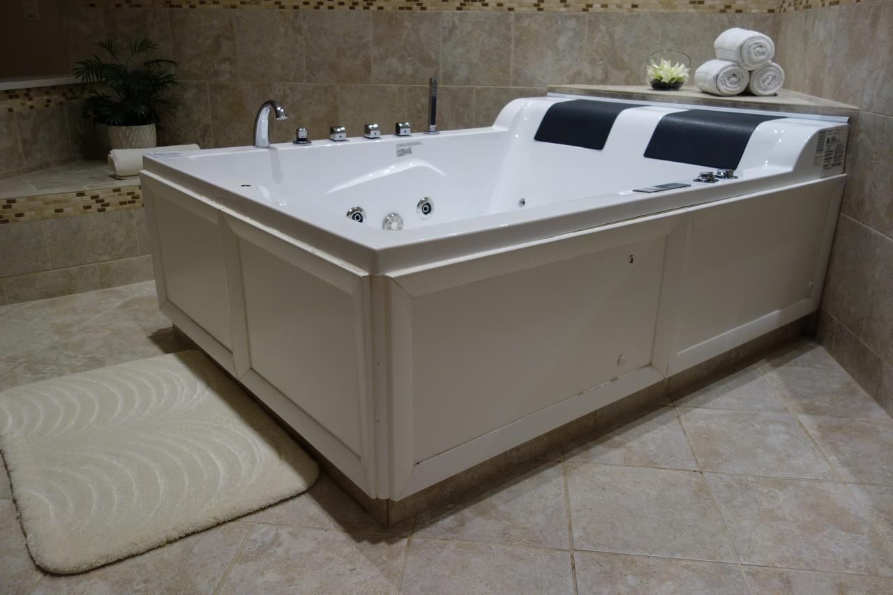 Sybaris Pool Suites Northbrook - Adults Only Glenview Esterno foto