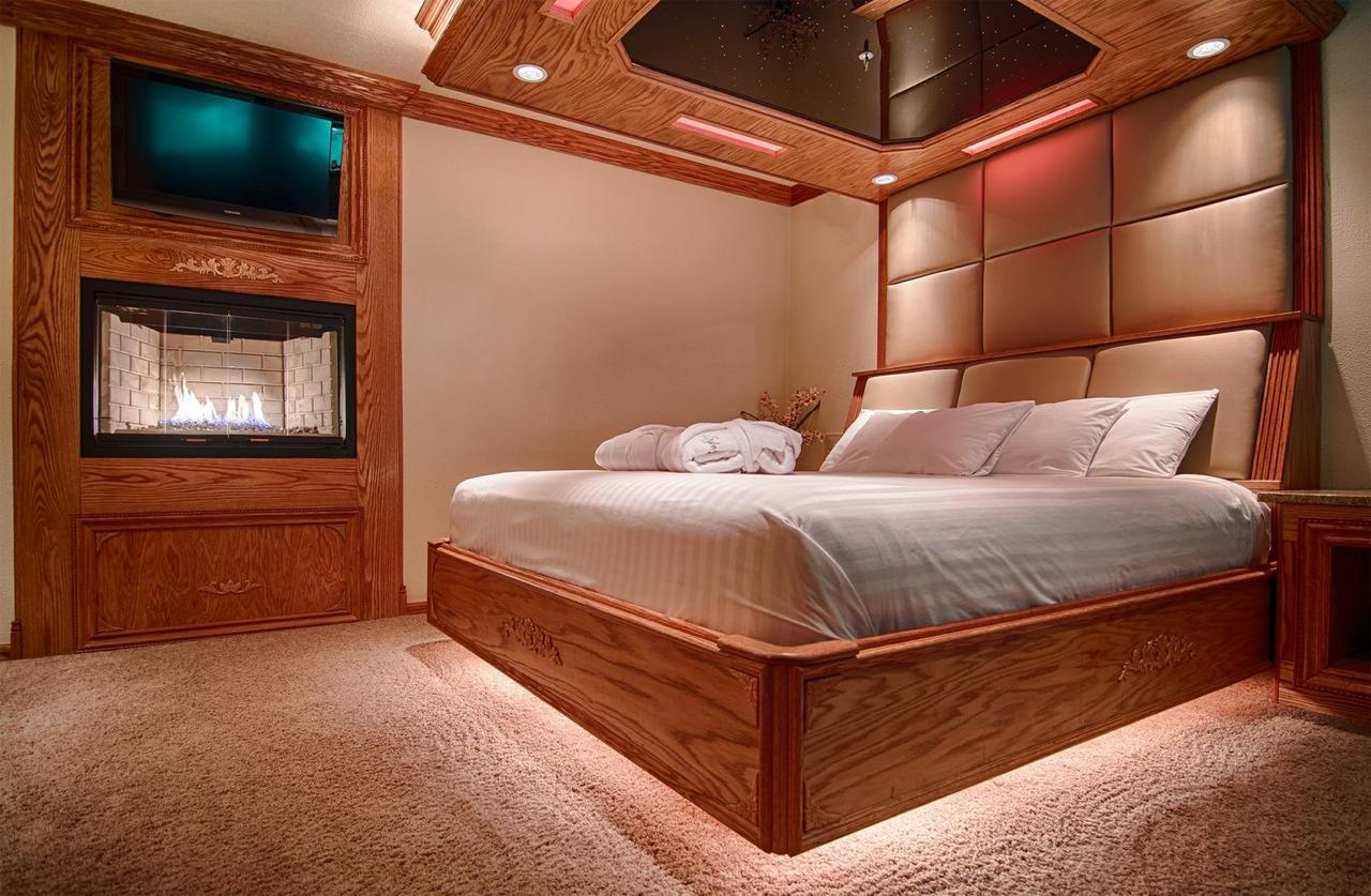 Sybaris Pool Suites Northbrook - Adults Only Glenview Esterno foto